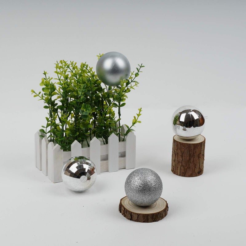 Emopeak 24Pcs Christmas Balls Ornaments for Xmas Christmas Tree - 4 Style Shatterproof Christmas Tree Decorations Hanging Ball for Holiday Wedding Party Decoration (Silver, 1.6"/4.2CM) - Image 2